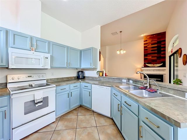2125 EMERALD GREEN CIRCLE, Oviedo, FL 32765