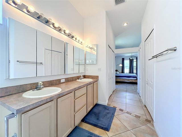 2125 EMERALD GREEN CIRCLE, Oviedo, FL 32765