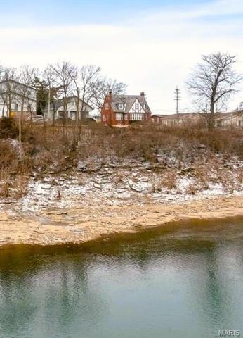 315 Water St., Fenton, MO 63026