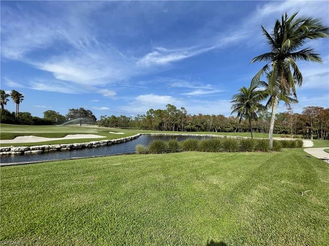 3965 Bishopwood CT E 205, Naples, FL 34114