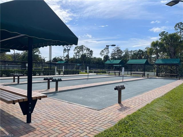 3965 Bishopwood CT E 205, Naples, FL 34114