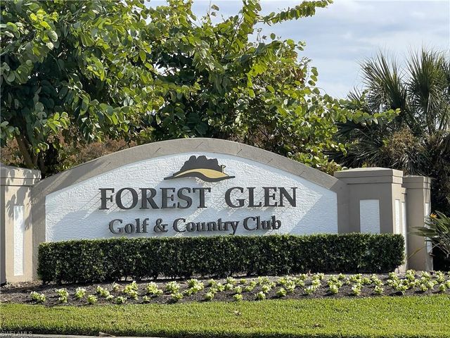 3965 Bishopwood CT E 205, Naples, FL 34114