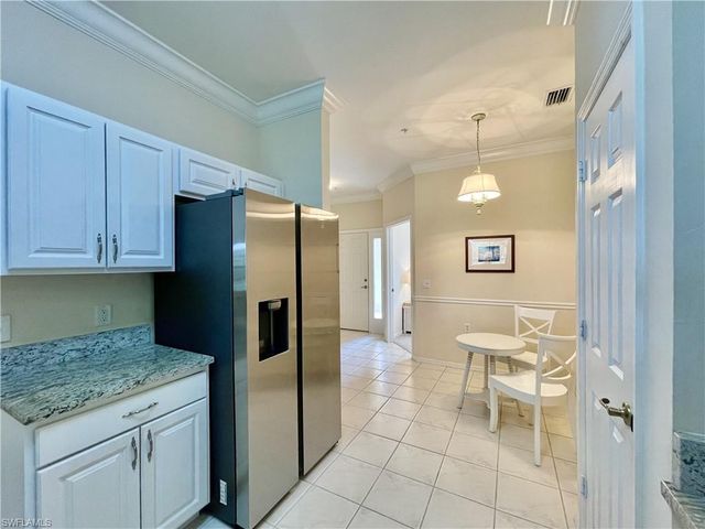 3965 Bishopwood CT E 205, Naples, FL 34114