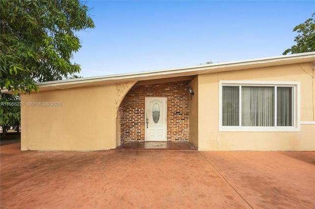 3920 SW 32nd Ave, West Park, FL 33023