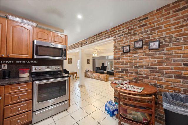 3920 SW 32nd Ave, West Park, FL 33023