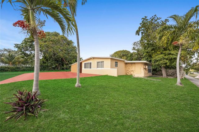 3920 SW 32nd Ave, West Park, FL 33023