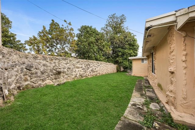 3920 SW 32nd Ave, West Park, FL 33023