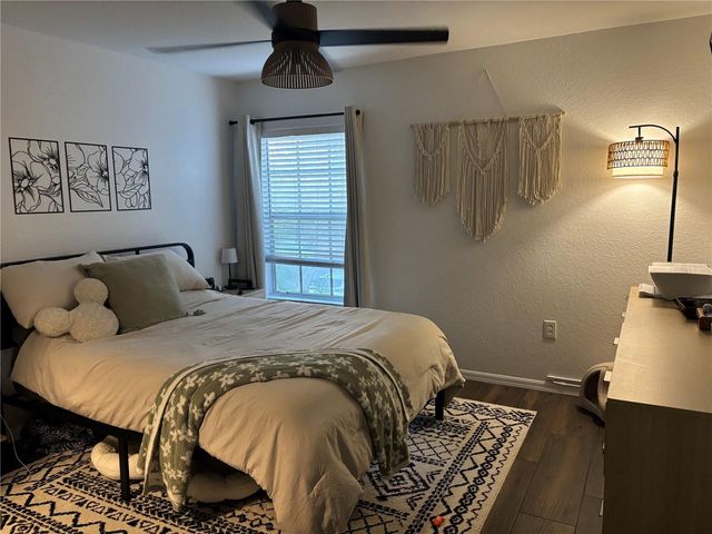 8809 MANOR LOOP 202, Lakewood Ranch, FL 34202