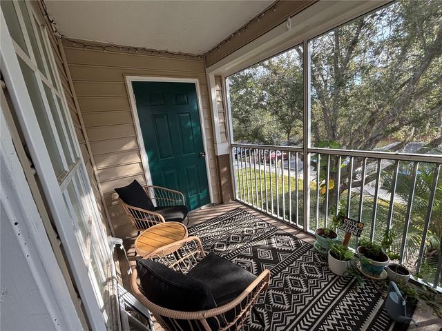 8809 MANOR LOOP 202, Lakewood Ranch, FL 34202