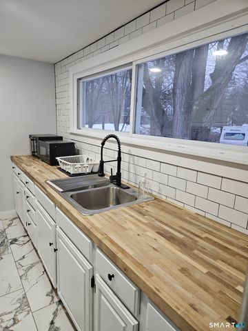 901 Baldwin Road, Woodbridge, CT 06525