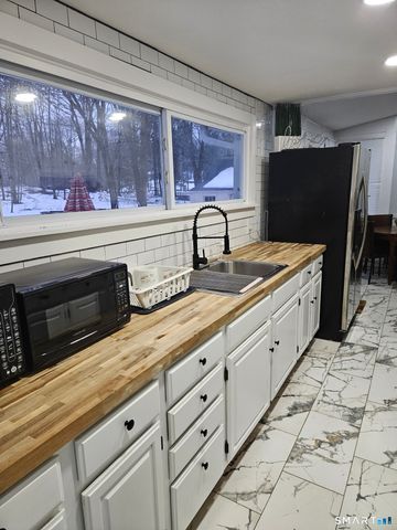 901 Baldwin Road, Woodbridge, CT 06525