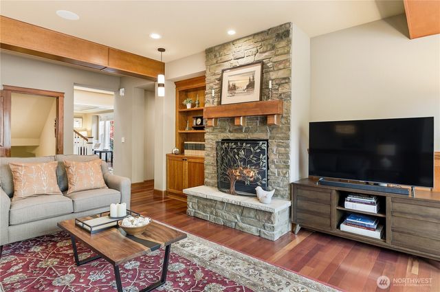 1607 Lyons Avenue NE, Renton, WA 98059