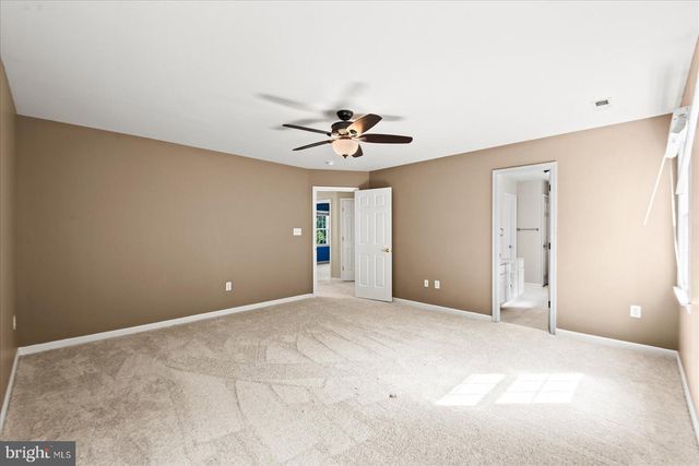 30 COUNTRY MANOR DR, Fredericksburg, VA 22406