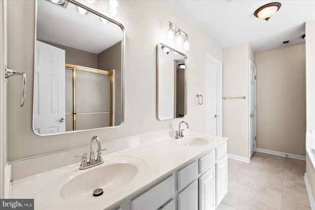 30 COUNTRY MANOR DR, Fredericksburg, VA 22406