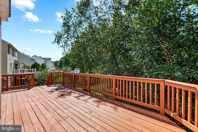 30 COUNTRY MANOR DR, Fredericksburg, VA 22406