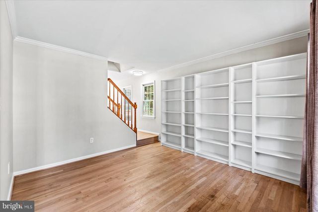 30 COUNTRY MANOR DR, Fredericksburg, VA 22406