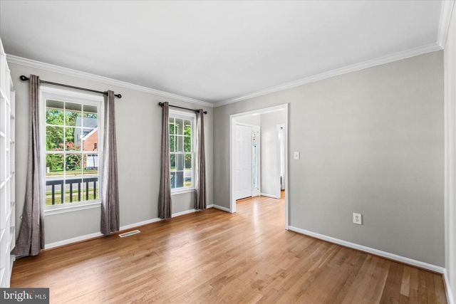 30 COUNTRY MANOR DR, Fredericksburg, VA 22406
