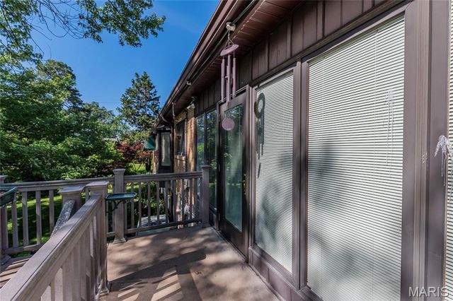 3540 Wintergreen Lane, St Louis, MO 63125