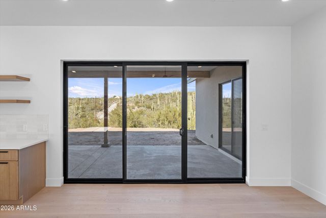 42855 N 22ND Street, New River, AZ 85087