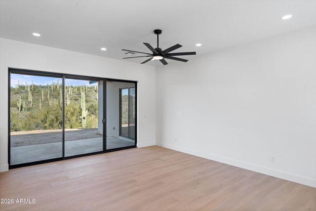 42855 N 22ND Street, New River, AZ 85087