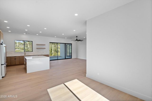 42855 N 22ND Street, New River, AZ 85087