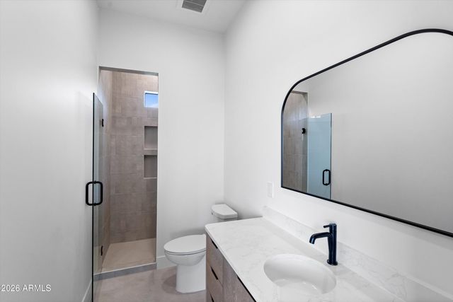 42855 N 22ND Street, New River, AZ 85087