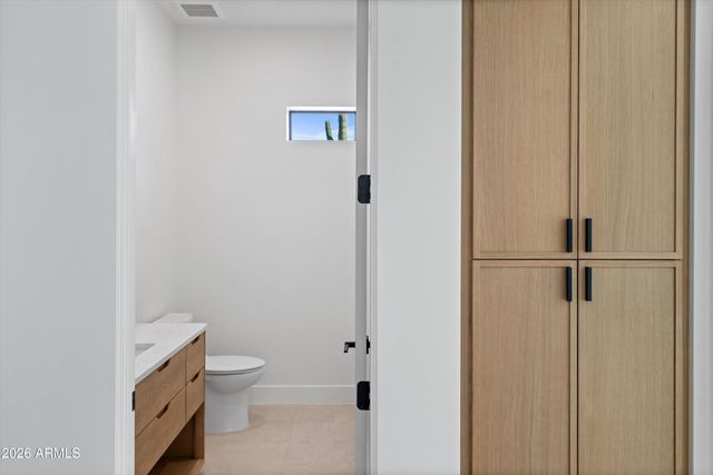 42855 N 22ND Street, New River, AZ 85087