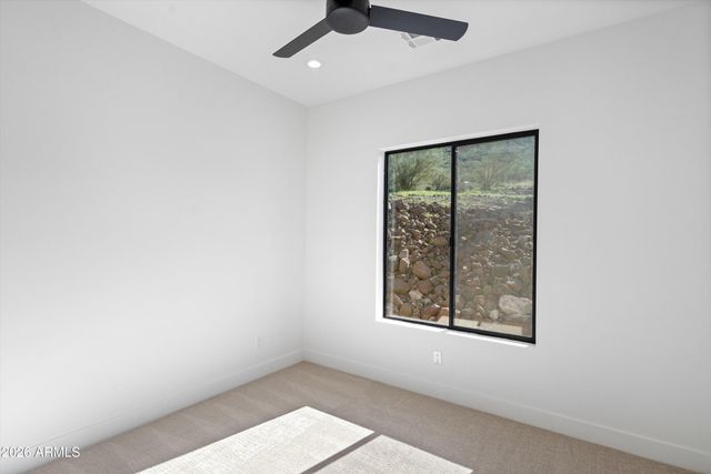 42855 N 22ND Street, New River, AZ 85087