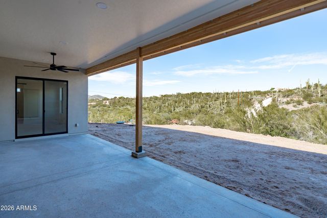 42855 N 22ND Street, New River, AZ 85087