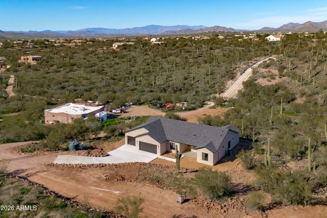 42855 N 22ND Street, New River, AZ 85087