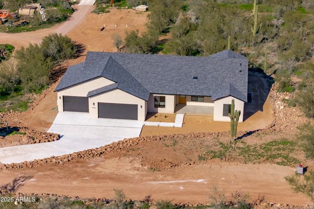 42855 N 22ND Street, New River, AZ 85087
