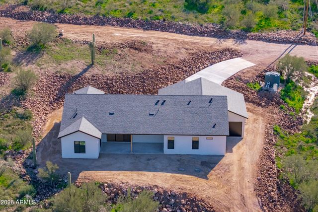42855 N 22ND Street, New River, AZ 85087