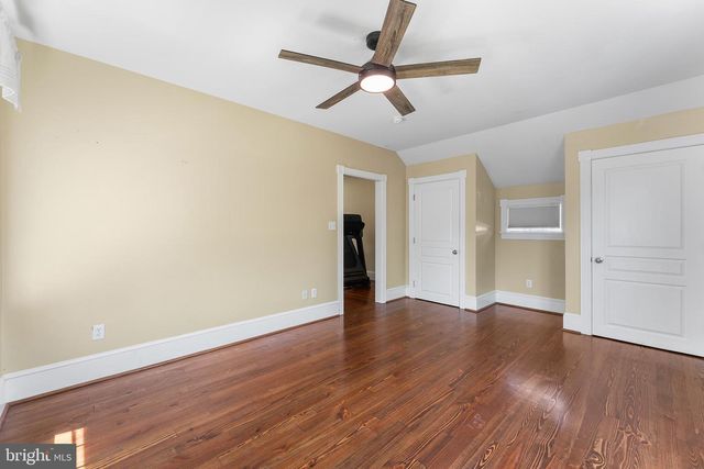 419 ELM AVE, Riverton, NJ 08077