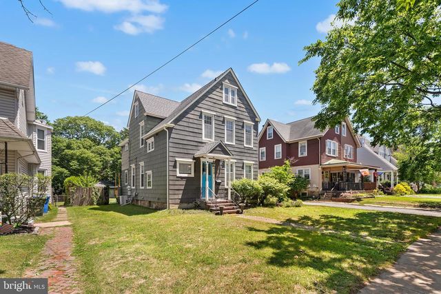419 ELM AVE, Riverton, NJ 08077