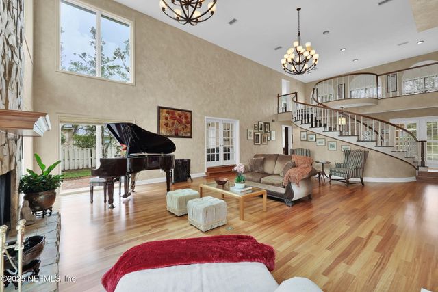 8227 MAR DEL PLATA Street E, Jacksonville, FL 32256