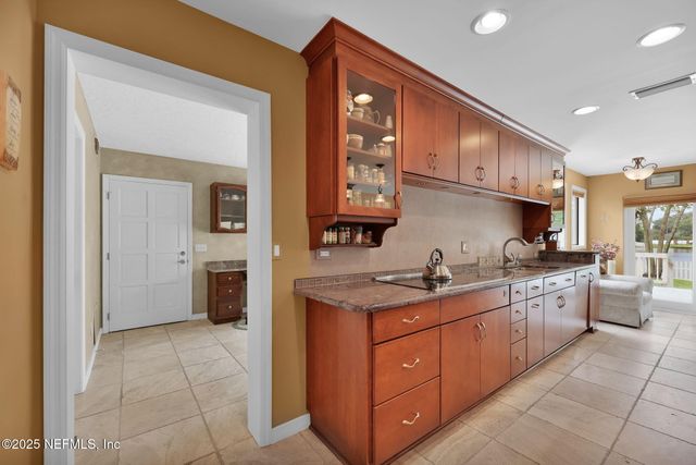 8227 MAR DEL PLATA Street E, Jacksonville, FL 32256