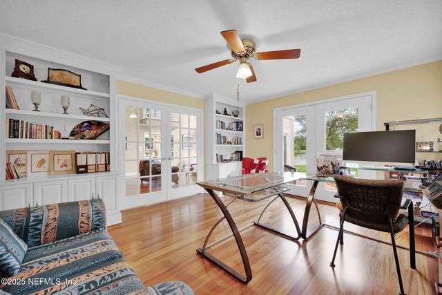 8227 MAR DEL PLATA Street E, Jacksonville, FL 32256