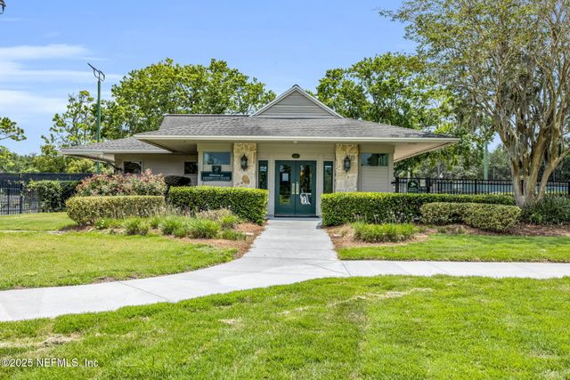 8227 MAR DEL PLATA Street E, Jacksonville, FL 32256