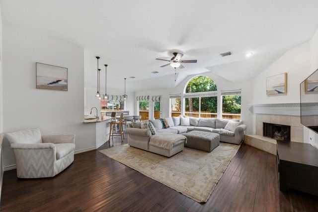 5313 Concho Creek BND, Austin, TX 78735