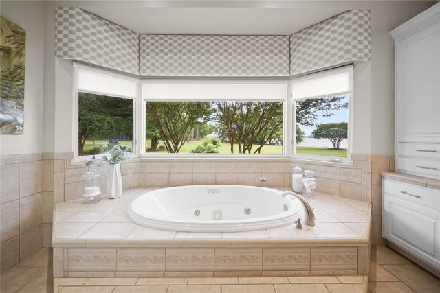 17110 Island Cove Road, Arp, TX 75750