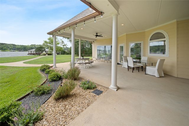 17110 Island Cove Road, Arp, TX 75750