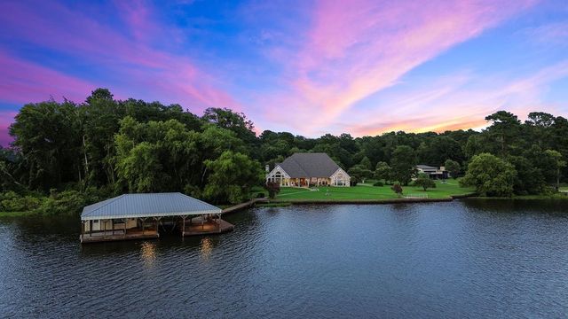 17110 Island Cove Road, Arp, TX 75750