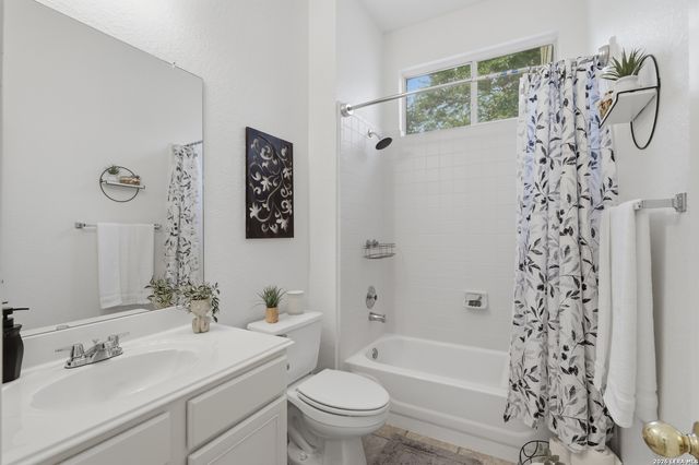 487 Covered Bridge, Schertz, TX 78154