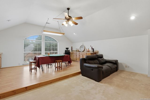 487 Covered Bridge, Schertz, TX 78154