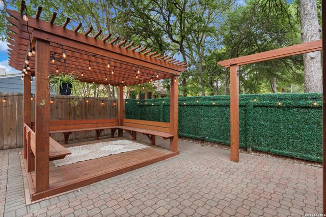 487 Covered Bridge, Schertz, TX 78154