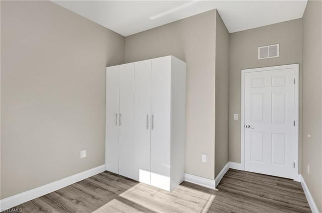 128 Viewpoint DR, Lehigh Acres, FL 33972