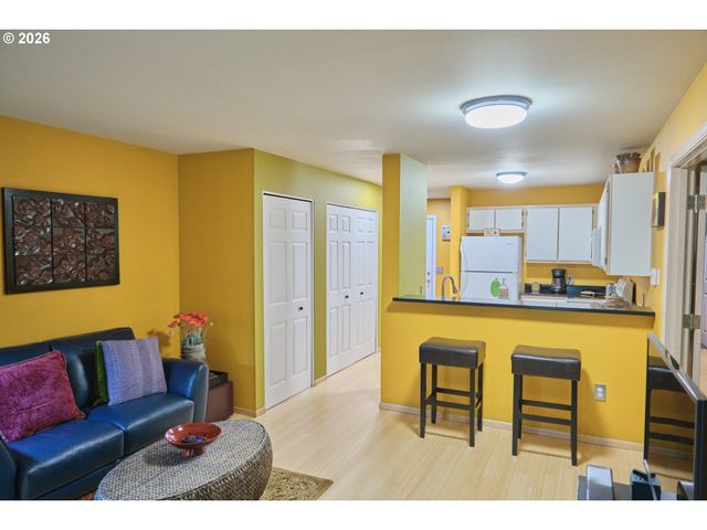 5156 Sw MULTNOMAH Blvd G, Portland, OR 97219