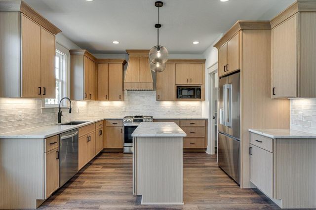 7104 Paxton Circle, Hixson, TN 37343