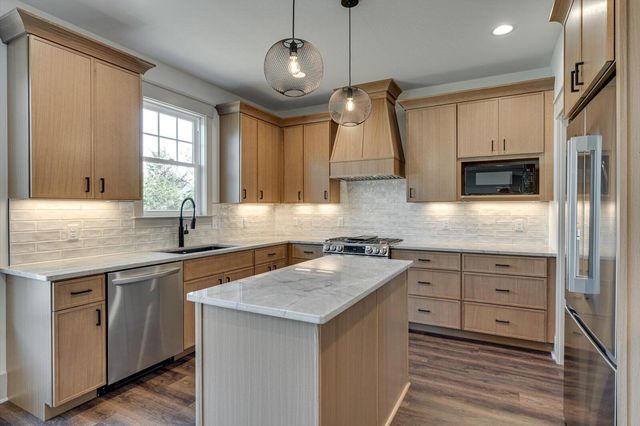 7104 Paxton Circle, Hixson, TN 37343