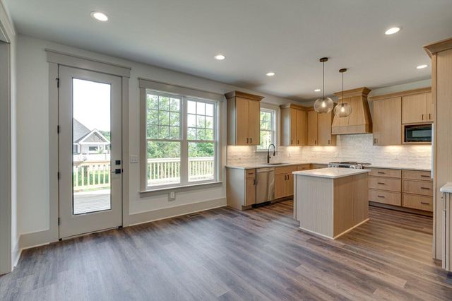 7104 Paxton Circle, Hixson, TN 37343